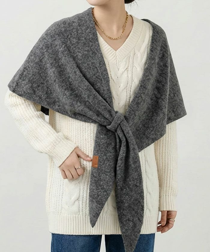 【アクアガレージ/aquagarage】の大判三角マフラー インテリア・キッズ・メンズ・レディースファッション・服の通販 founy(ファニー) https://founy.com/ ファッション Fashion レディースファッション Fashion for Women マフラー・スヌード / 冬小物の定番 Scarves & Mufflers アクセサリー Fashion Accessories アクリル Acrylic Material 秋 Autumn ショール Shawl, Wrap シンプル Simple, Minimal 定番 Standard, Basic Item フォルム Silhouette, Form ポケット Pocket, Pocket Detail 防寒 Cold Protection, Winter-Ready マフラー Scarf, Muffler 冬 Winter / This Winter A/W・秋冬 Autumn/Winter 送料無料 Free Shipping プチプライス・低価格 Affordable / Budget Price |ID: prp329100004810070 ipo3291000000036247679