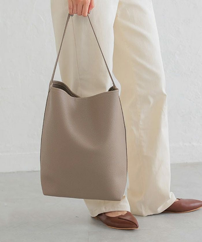 【アクアガレージ/aquagarage】の縦型トートバッグ 人気、トレンドファッション・服の通販 founy(ファニー) 　ファッション　Fashion　レディースファッション　Fashion for Women　バッグ　Bags　シンプル　Simple, Minimal　プチプライス・低価格　Affordable / Budget Price　 other-1|ID: prp329100004829258 ipo3291000000036233198