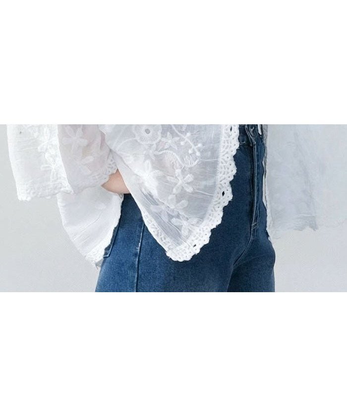 【アクアガレージ/aquagarage】のシアーレースブラウス インテリア・キッズ・メンズ・レディースファッション・服の通販 founy(ファニー) https://founy.com/ ファッション Fashion レディースファッション Fashion for Women トップス・カットソー Cut & Sew Tops シャツ・ブラウス・オフィスカジュアル Elegant Blouses & Button-Ups インナー Innerwear 春 Spring シアー Sheer, See-Through ダウン Down, Puffer デニム Denim, Jeans Material バランス Balance, Style Balance フェミニン Feminine, Girly ボトム Bottoms, Lower Wear ポケット Pocket, Pocket Detail レース Lace, Lace Fabric ロング Long, Long-Length 送料無料 Free Shipping プチプライス・低価格 Affordable / Budget Price 夏 Summer エレガント 上品 Elegant |ID: prp329100004904362 ipo3291000000036711015