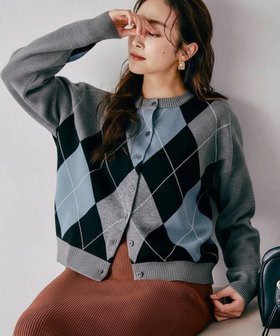 【アクアガレージ/aquagarage】のアーガイル柄カーディガン 春 人気、トレンドファッション・服の通販 founy(ファニー) ファッション Fashion レディースファッション Fashion for Women トップス・カットソー Cut & Sew Tops カーディガン・羽織り Layered Style Cardigans 春 Spring 秋 Autumn カーディガン Cardigan, Knitwear クラシカル Classical, Vintage-Inspired チェック Check, Plaid, Tartan フロント Front, Front Design ボトム Bottoms, Lower Wear ポケット Pocket, Pocket Detail 羽織 Haori, Light Jacket 冬 Winter / This Winter A/W・秋冬 Autumn/Winter 送料無料 Free Shipping プチプライス・低価格 Affordable / Budget Price エレガント 上品 Elegant |ID:prp329100004904366