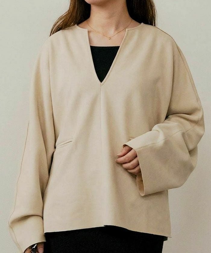 【アクアガレージ/aquagarage】のキーネックオーバートップス 春 インテリア・キッズ・メンズ・レディースファッション・服の通販 founy(ファニー) https://founy.com/ ファッション Fashion レディースファッション Fashion for Women トップス・カットソー Cut & Sew Tops シャツ・ブラウス・オフィスカジュアル Elegant Blouses & Button-Ups ロングTシャツ・Tシャツ Longline T-Shirts & Tees カットソー・ベーシックTシャツ Cut-and-Sewn Tops / Stretch Tees & Basics 春 Spring 秋 Autumn カットソー Cut and Sewn Top ショルダー Shoulder, Shoulder Strap シンプル Simple, Minimal ドロップ Drop Shoulder, Dropped Style バランス Balance, Style Balance ポケット Pocket, Pocket Detail 冬 Winter / This Winter 送料無料 Free Shipping プチプライス・低価格 Affordable / Budget Price エレガント 上品 Elegant |ID: prp329100004926286 ipo3291000000036964661