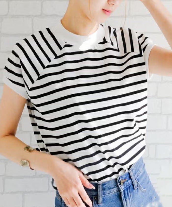【アクアガレージ/aquagarage】の【最終値下げ価格】モックネックTシャツ インテリア・キッズ・メンズ・レディースファッション・服の通販 founy(ファウニー) https://founy.com/ ファッション Fashion レディースファッション Fashion for Women トップス・カットソー Cut & Sew Tops シャツ・ブラウス・オフィスカジュアル Elegant Blouses & Button-Ups ロングTシャツ・Tシャツ Longline T-Shirts & Tees カットソー・ベーシックTシャツ Cut-and-Sewn Tops / Stretch Tees & Basics お家時間・ステイホーム Stay Home / At Home カットソー Cut and Sewn Top スリーブ Sleeve, Long Sleeve / Short Sleeve フィット Fit, Slim Fit フレンチ French, French Style プチプライス・低価格 Affordable / Budget Price モックネック Mock Neck, Short Turtleneck |ID: prp329100004965315 ipo3291000000037254277
