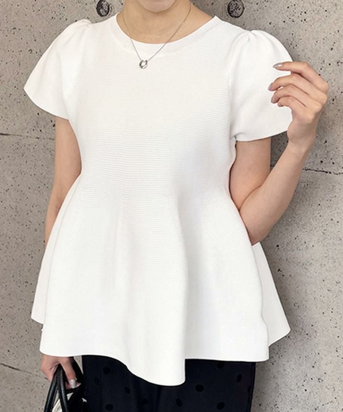 【アクアガレージ/aquagarage】のペプラムニットトップス インテリア・キッズ・メンズ・レディースファッション・服の通販 founy(ファウニー) https://founy.com/ ファッション Fashion レディースファッション Fashion for Women トップス・カットソー Cut & Sew Tops ニット Knit Tops & Sweaters 送料無料 Free Shipping シンプル Simple, Minimal セーター Sweater, Knitwear フリル Frill, Ruffle プチプライス・低価格 Affordable / Budget Price ペプラム Peplum, Flared Hem ポケット Pocket, Pocket Detail 夏 Summer 春 Spring 秋 Autumn |ID: prp329100004966098 ipo3291000000037255485
