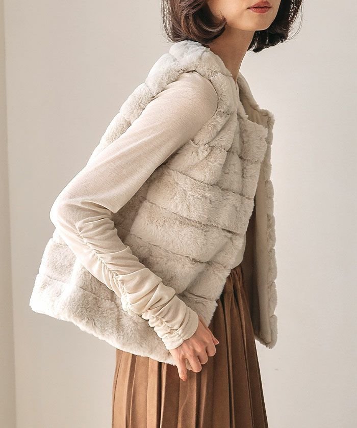 【アクアガレージ/aquagarage】のフェイクファーベスト 春 大人の最旬トレンドファッション＆コーディネート founy(ファウニー) 　ファッション　Fashion　レディースファッション　Fashion for Women　アウター　Coat / Outerwear Collection　トップス・カットソー　Cut & Sew Tops　ベスト&ジレ / 重ね着スタイル　Vests & Gilets　送料無料　Free Shipping　なめらか　Smooth, Silky Texture　プチプライス・低価格　Affordable / Budget Price　ベスト　Vest, Waistcoat　冬　Winter / This Winter　春　Spring　秋　Autumn　 other-1|ID: prp329100004966546 ipo3291000000037256640