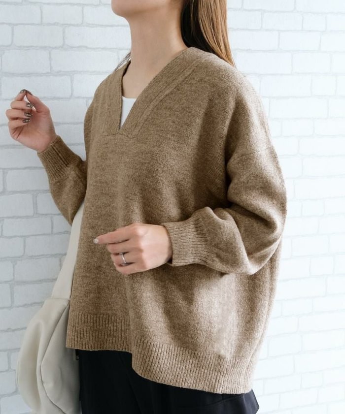 【アクアガレージ/aquagarage】の深Vネックニットトップス インテリア・キッズ・メンズ・レディースファッション・服の通販 founy(ファウニー) https://founy.com/ ファッション Fashion レディースファッション Fashion for Women トップス・カットソー Cut & Sew Tops ニット Knit Tops & Sweaters Vネックトップス V-Neck Tops / V-Cut Neckline Shirts 送料無料 Free Shipping カットソー Cut and Sewn Top セーター Sweater, Knitwear プチプライス・低価格 Affordable / Budget Price |ID: prp329100004966849 ipo3291000000037257361