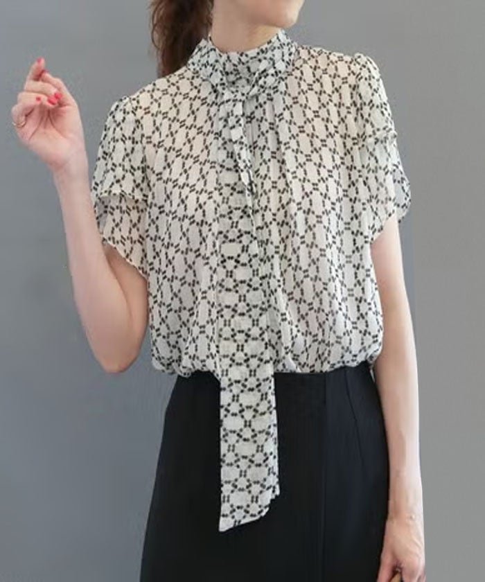 【アクアガレージ/aquagarage】の総柄シアーネックリボンブラウス 大人の最旬トレンドファッション＆コーディネート founy(ファウニー) 　ファッション　Fashion　レディースファッション　Fashion for Women　トップス・カットソー　Cut & Sew Tops　シャツ・ブラウス・オフィスカジュアル　Elegant Blouses & Button-Ups　送料無料　Free Shipping　プチプライス・低価格　Affordable / Budget Price　リボン　Ribbon, Bow　夏　Summer　春　Spring　秋　Autumn　 other-1|ID: prp329100004966960 ipo3291000000037257630