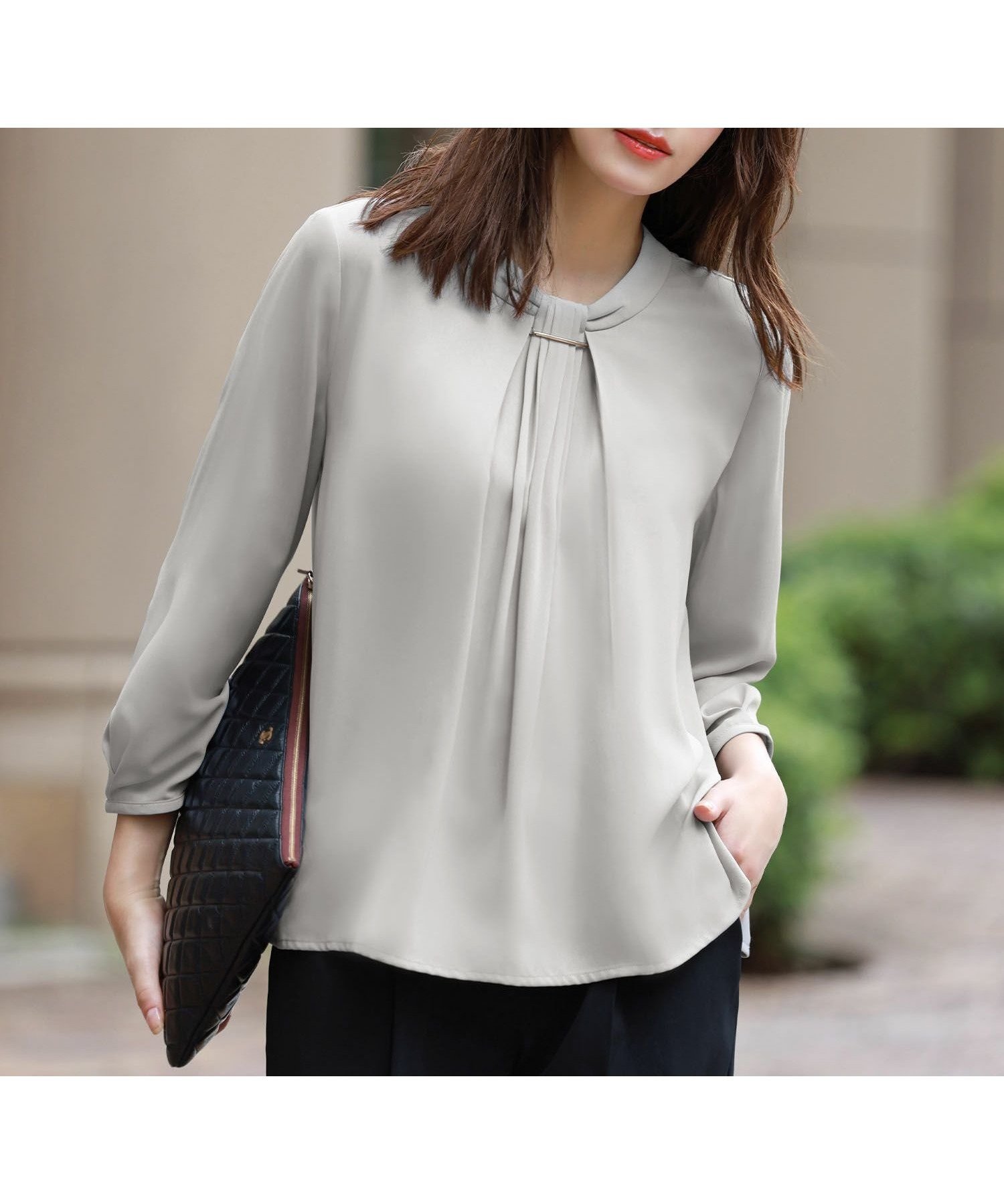 【フロリア/Flolia】の【オフィスもセレモニーも使える】洗えるメタルバーアクセサリー付きボウタイ風ブラウス 人気、トレンドファッション・服の通販 founy(ファニー) 　ファッション　Fashion　レディースファッション　Fashion for Women　トップス・カットソー　Cut & Sew Tops　シャツ・ブラウス・オフィスカジュアル　Elegant Blouses & Button-Ups　新作・新入荷　New Arrivals / New In　セレモニー　Ceremony　プチプライス・低価格　Affordable / Budget Price　洗える　Machine Washable　 other-1|ID: prp329100003801014 ipo3291000000035901921