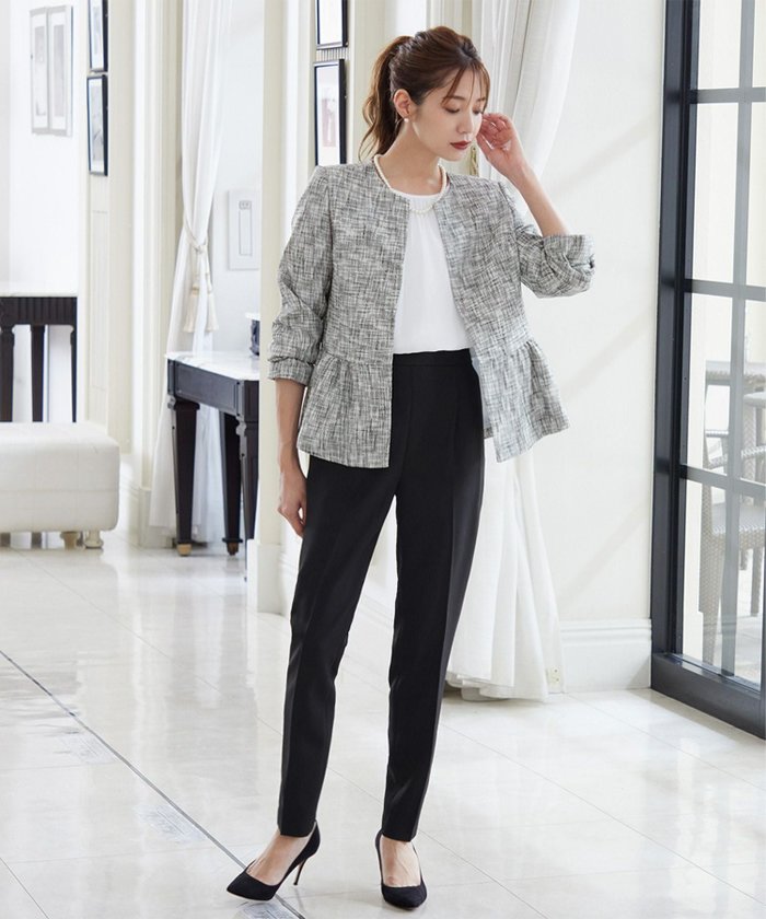 【フロリア/Flolia】のツイードノーカラージャケット・ブラウス・テーパードパンツの3点セットセレモニースーツ インテリア・キッズ・メンズ・レディースファッション・服の通販 founy(ファニー) https://founy.com/ ファッション Fashion レディースファッション Fashion for Women アウター Coat / Outerwear Collection レディースジャケット・軽アウター Jackets ノーカラージャケット / シンプル上品コーデ Collarless Jackets スーツ Business Suits & Workwear スーツジャケット・オフィスブレザー Suit Jackets / Blazers スーツパンツ・ドレスパンツ Suit Pants / Office Trousers / Dress Pants スーツセット・2点セット・レディーススーツ Suit Sets / 2-Piece Suits / Office Suit Sets 新作・新入荷 New Arrivals / New In スーツ Suit, Formalwear セレモニー Ceremony ツイード Twill, Twill Weave プチプライス・低価格 Affordable / Budget Price |ID: prp329100003801015 ipo3291000000036171362