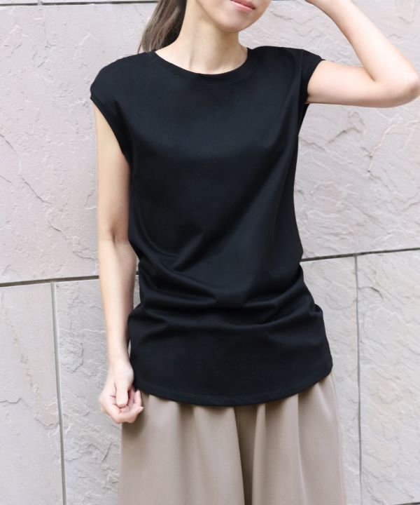 【フロリア/Flolia】の洗えるフレンチスリーブクルーネックカットソー インテリア・キッズ・メンズ・レディースファッション・服の通販 founy(ファニー) 　ファッション　Fashion　レディースファッション　Fashion for Women　トップス・カットソー　Cut & Sew Tops　カットソー・ベーシックTシャツ　Cut-and-Sewn Tops / Stretch Tees & Basics　新作・新入荷　New Arrivals / New In　インナー　Innerwear　カットソー　Cut and Sewn Top　ジャケット　Jacket, Outerwear　スリーブ　Sleeve, Long Sleeve / Short Sleeve　フィット　Fit, Slim Fit　フレンチ　French, French Style　プチプライス・低価格　Affordable / Budget Price　ベーシック　Basic, Essential　ロング　Long, Long-Length　洗える　Machine Washable　ビジネス 仕事 通勤　Business / Work / Commuting　ブラック|ID: prp329100003801080 ipo3291000000024996160