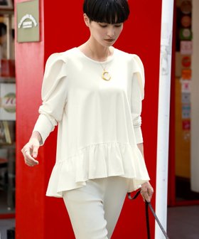 【エルフランク/ELFRANK】の裾フレア切り替えパワーショルダーカットソー 人気、トレンドファッション・服の通販 founy(ファニー) ファッション Fashion レディースファッション Fashion for Women トップス・カットソー Cut & Sew Tops カットソー・ベーシックTシャツ Cut-and-Sewn Tops / Stretch Tees & Basics 新作・新入荷 New Arrivals / New In フレア Flare, Flared プチプライス・低価格 Affordable / Budget Price |ID:prp329100003801239