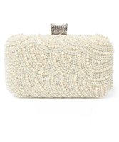 【ガール/GIRL】のフロントパールスクエアクラッチバッグ 人気、トレンドファッション・服の通販 founy(ファニー) ファッション Fashion レディースファッション Fashion for Women バッグ Bags 新作・新入荷 New Arrivals / New In プチプライス・低価格 Affordable / Budget Price |ID:prp329100003801255