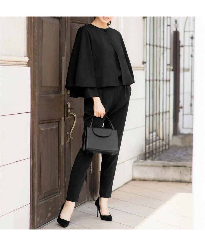 【フロリア/Flolia】の洗えるケープ&ブラウス&テーパードパンツのブラックフォーマル対応3点セットスーツ インテリア・キッズ・メンズ・レディースファッション・服の通販 founy(ファニー) https://founy.com/ ファッション Fashion レディースファッション Fashion for Women パンツ Pants & Trousers スーツ Business Suits & Workwear スーツパンツ・ドレスパンツ Suit Pants / Office Trousers / Dress Pants スーツセット・2点セット・レディーススーツ Suit Sets / 2-Piece Suits / Office Suit Sets 新作・新入荷 New Arrivals / New In スーツ Suit, Formalwear プチプライス・低価格 Affordable / Budget Price 洗える Machine Washable |ID: prp329100003801517 ipo3291000000035506327