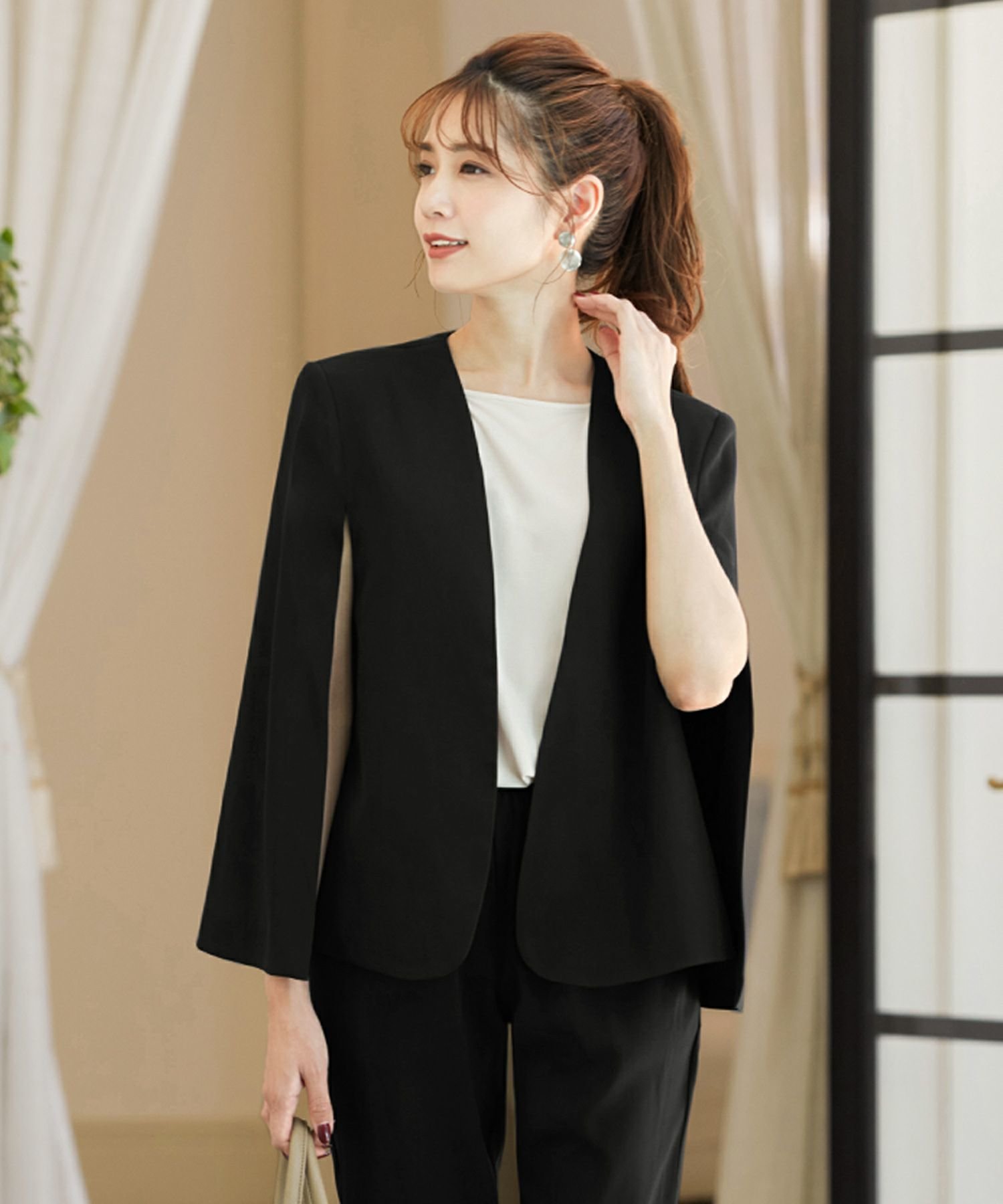 【フロリア/Flolia】の洗えるスリット袖ポンチョ風結婚式ジャケットボレロ 人気、トレンドファッション・服の通販 founy(ファニー) 　ファッション　Fashion　レディースファッション　WOMEN　アウター　Coat Outerwear　ジャケット　Jackets　ポンチョ　Ponchos　ボレロ　Bolero jackets　ジャケット　Jacket　スリット　Slit　スリーブ　Sleeve　ドレス　Dress　プチプライス・低価格　Affordable　ボレロ　Bolero　ポンチョ　Poncho　ロング　Long　洗える　Washable　結婚式　Wedding Ceremony　ビジネス 仕事 通勤　Business　 other-1|ID: prp329100003801599 ipo3291000000025799346