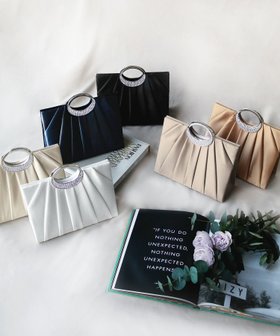 【ガール/GIRL】 幅広サテンタックラインストーンハンドルハンドパーティーバッグ人気、トレンドファッション・服の通販 founy(ファニー) ファッション Fashion レディースファッション Fashion for Women バッグ Bags 新作・新入荷 New Arrivals / New In サテン Satin, Glossy Fabric プチプライス・低価格 Affordable / Budget Price |ID:prp329100003801738