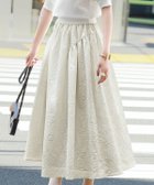 【エルフランク/ELFRANK】のフラワーふくれジャガードフレアロングスカート 人気、トレンドファッション・服の通販 founy(ファニー) ファッション Fashion レディースファッション WOMEN スカート Skirt ロングスカート Long Skirt 洗える Washable ギャザー Gather シンプル Simple ビッグ Big フラワー Flower ヨーク Yoke NEW・新作・新着・新入荷 New Arrivals プチプライス・低価格 Affordable おすすめ Recommend thumbnail オフホワイト|ID: prp329100003801910 ipo3291000000024999508