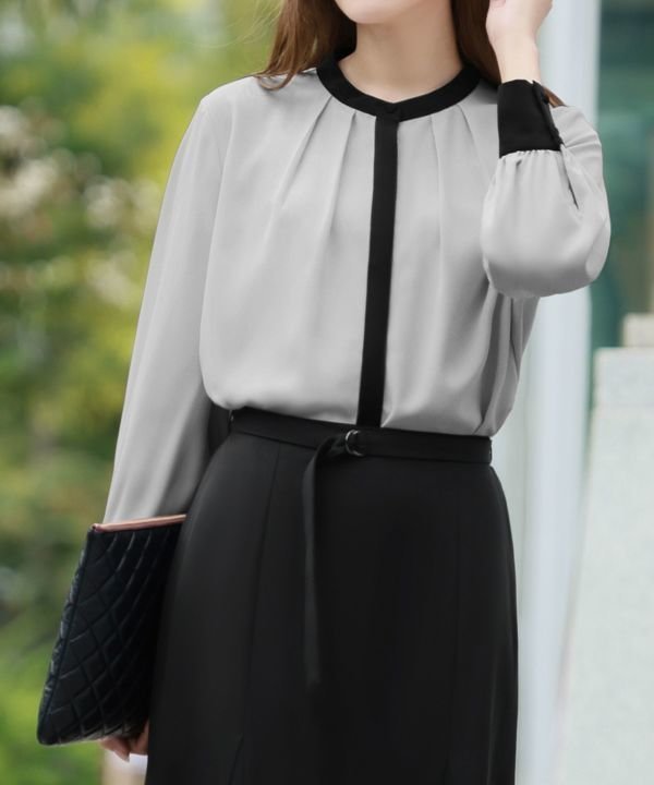 【フロリア/Flolia】のバイカラースタンドネックタックブラウス インテリア・キッズ・メンズ・レディースファッション・服の通販 founy(ファニー) 　ファッション　Fashion　レディースファッション　Fashion for Women　トップス・カットソー　Cut & Sew Tops　シャツ・ブラウス・オフィスカジュアル　Elegant Blouses & Button-Ups　インナー　Innerwear　カフス　Cuff Design　コンパクト　Compact, Small Size　サテン　Satin, Glossy Fabric　ジャケット　Jacket, Outerwear　スタンド　Stand Collar, Upright Stand　ドレープ　Drape, Draping Fabric　新作・新入荷　New Arrivals / New In　プチプライス・低価格　Affordable / Budget Price　エレガント 上品　Elegant　セレモニー　Ceremony　グレー|ID: prp329100003801979 ipo3291000000024999762