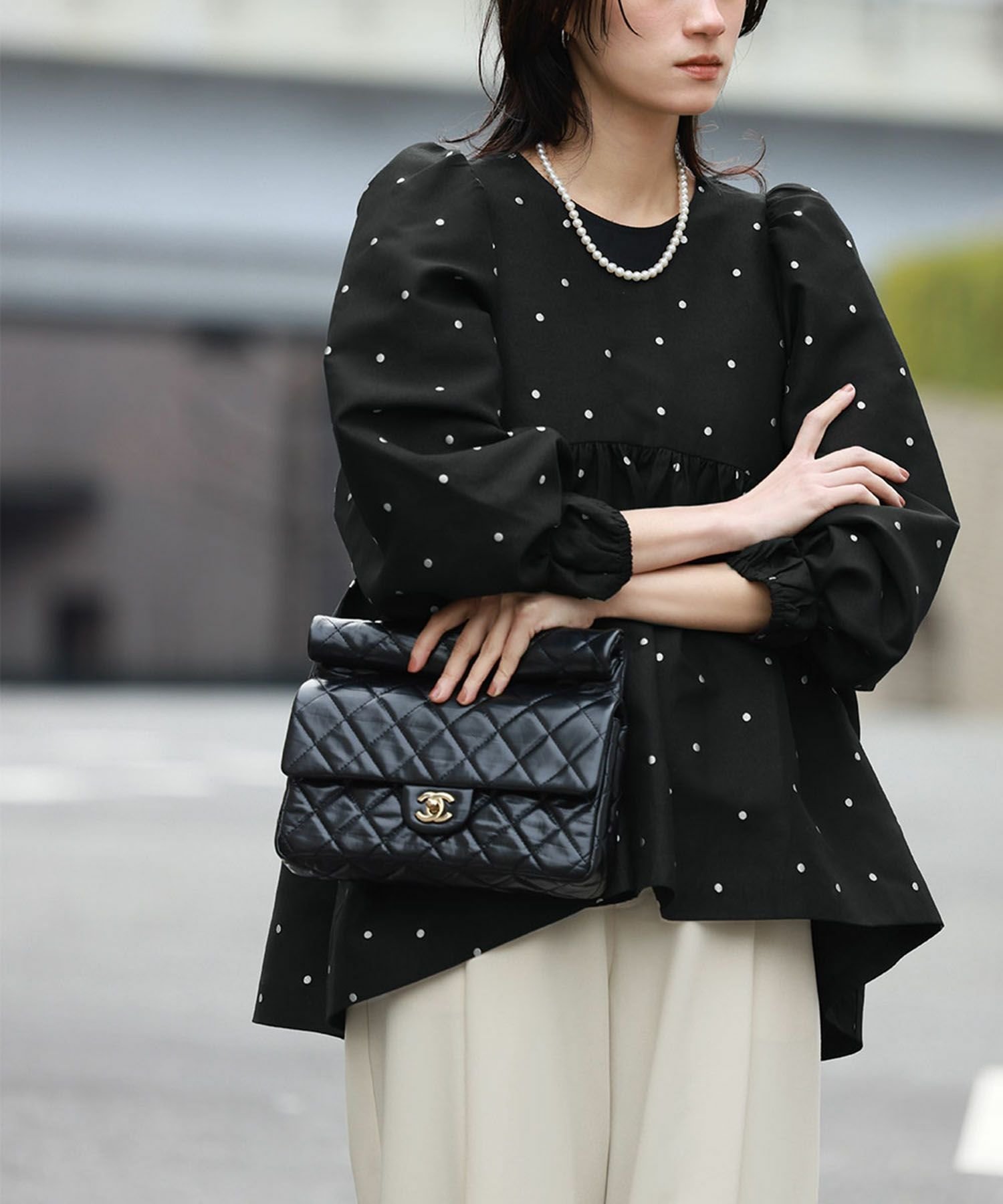 【エルフランク/ELFRANK】のドットジャガードボリューム袖ペプラムブラウス Washable 人気、トレンドファッション・服の通販 founy(ファニー) 　ファッション　Fashion　レディースファッション　Fashion for Women　トップス・カットソー　Cut & Sew Tops　シャツ・ブラウス・オフィスカジュアル　Elegant Blouses & Button-Ups　新作・新入荷　New Arrivals / New In　プチプライス・低価格　Affordable / Budget Price　ペプラム　Peplum, Flared Hem　 other-1|ID: prp329100003839885 ipo3291000000035900140