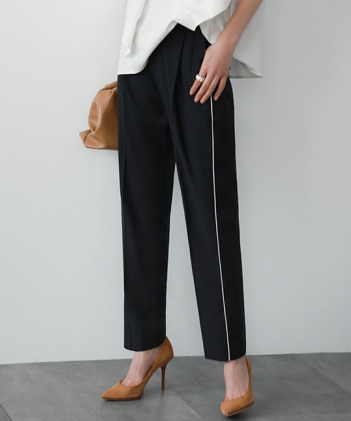 【エルフランク/ELFRANK】のクロップド丈サイドラインテーパードパンツ Washable インテリア・キッズ・メンズ・レディースファッション・服の通販 founy(ファニー) https://founy.com/ ファッション Fashion レディースファッション Fashion for Women パンツ Pants & Trousers 新作・新入荷 New Arrivals / New In クロップド Cropped, Short Length プチプライス・低価格 Affordable / Budget Price |ID: prp329100003904179 ipo3291000000035901657