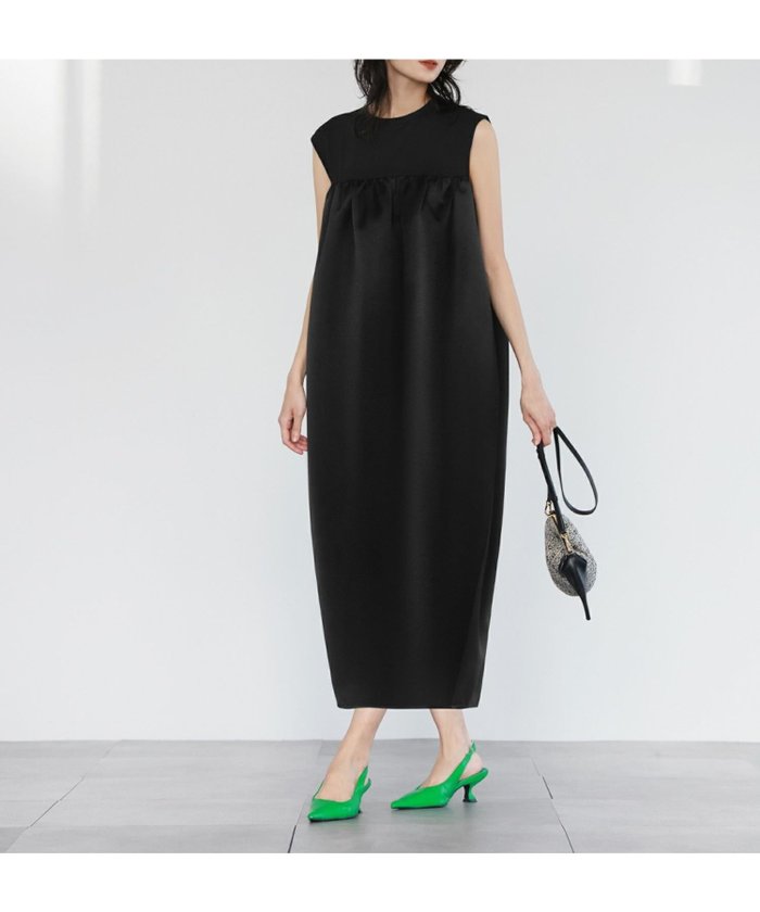 【エルフランク/ELFRANK】の異素材ドッキングロングコクーンワンピース Washable インテリア・キッズ・メンズ・レディースファッション・服の通販 founy(ファニー) https://founy.com/ ファッション Fashion レディースファッション Fashion for Women ワンピース Dresses 新作・新入荷 New Arrivals / New In カットソー Cut and Sewn Top サテン Satin, Glossy Fabric ドッキング Docking, Mixed Material フォルム Silhouette, Form プチプライス・低価格 Affordable / Budget Price ヨーク Yoke, Yoke Design ロング Long, Long-Length 夏 Summer 洗える Machine Washable |ID: prp329100003979307 ipo3291000000033014307