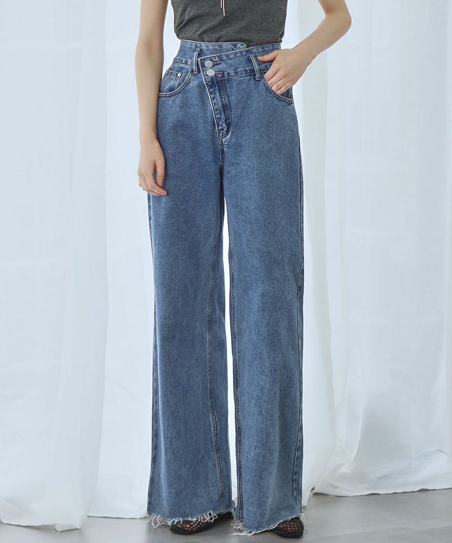 【アンピルーラ/Ampirula】の【綿100%使用】洗えるフロントアシンメトリーハイウエストワイドデニムパンツ 人気、トレンドファッション・服の通販 founy(ファニー) 　ファッション　Fashion　レディースファッション　Fashion for Women　パンツ　Pants & Trousers　デニムパンツ・ジーンズ・美脚デニム　Denim Jeans & Pants　新作・新入荷　New Arrivals / New In　フロント　Front, Front Design　プチプライス・低価格　Affordable / Budget Price　洗える　Machine Washable　 other-1|ID: prp329100004344337 ipo3291000000035900697