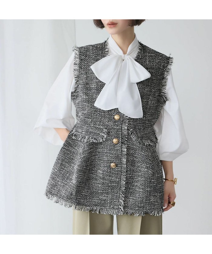 【エルフランク/ELFRANK】のペプラムツイードフリンジベスト インテリア・キッズ・メンズ・レディースファッション・服の通販 founy(ファニー) https://founy.com/ ファッション Fashion レディースファッション Fashion for Women アウター Coat / Outerwear Collection トップス・カットソー Cut & Sew Tops ベスト&ジレ / 重ね着スタイル Vests & Gilets 新作・新入荷 New Arrivals / New In プチプライス・低価格 Affordable / Budget Price |ID: prp329100004349563 ipo3291000000036168403