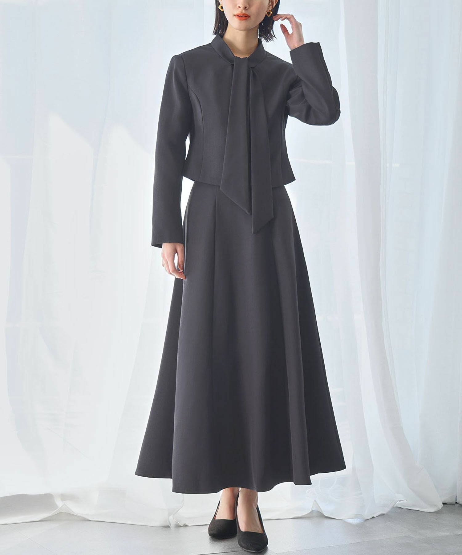 【フロリア/Flolia】のボウタイ付きジャケット・フレアスカート2点セットスーツ 人気、トレンドファッション・服の通販 founy(ファニー) 　ファッション　Fashion　レディースファッション　Fashion for Women　アウター　Coat / Outerwear Collection　レディースジャケット・軽アウター　Jackets　スカート　Skirts　Aライン・フレアスカート　A-Line & Flared Skirts　スーツ　Business Suits & Workwear　スーツジャケット・オフィスブレザー　Suit Jackets / Blazers　スーツスカート・ビジネス用スカート　Suit Skirts / Office Skirts　スーツセット・2点セット・レディーススーツ　Suit Sets / 2-Piece Suits / Office Suit Sets　新作・新入荷　New Arrivals / New In　ジャケット　Jacket, Outerwear　スーツ　Suit, Formalwear　フレア　Flare, Flared　プチプライス・低価格　Affordable / Budget Price　 other-1|ID: prp329100004419302 ipo3291000000036183214