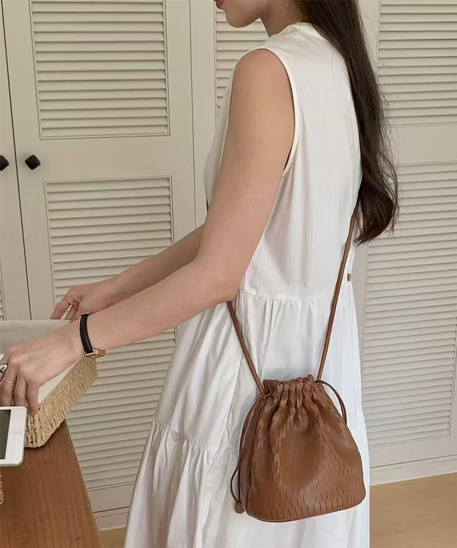 【ロワ/LOWO】の編み込み巾着ミニショルダーバッグ 人気、トレンドファッション・服の通販 founy(ファニー) 　ファッション　Fashion　レディースファッション　Fashion for Women　バッグ　Bags　新作・新入荷　New Arrivals / New In　プチプライス・低価格　Affordable / Budget Price　巾着　Drawstring Bag, Kinchaku　 other-1|ID: prp329100004440355 ipo3291000000035900353