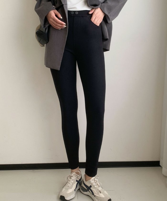 【ロワ/LOWO】のストレッチスキニーパンツ インテリア・キッズ・メンズ・レディースファッション・服の通販 founy(ファニー) https://founy.com/ ファッション Fashion レディースファッション Fashion for Women パンツ Pants & Trousers シンプル Simple, Minimal ストレッチ Stretch, Stretchy Fabric スリム Slim, Slim Fit フィット Fit, Slim Fit プチプライス・低価格 Affordable / Budget Price 軽量 Lightweight, Ultra Light |ID: prp329100004449829 ipo3291000000031119803
