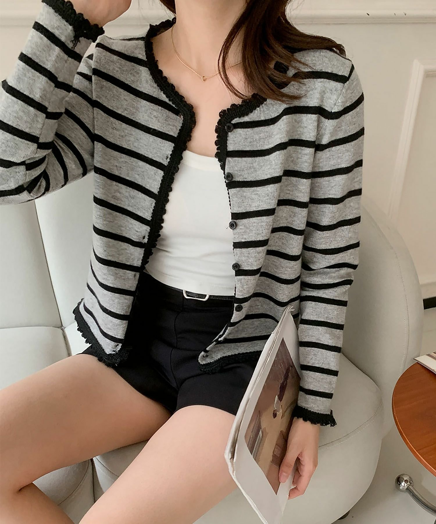 【ロワ/LOWO】のボーダーニットカーディガン 人気、トレンドファッション・服の通販 founy(ファニー) 　ファッション　Fashion　レディースファッション　Fashion for Women　トップス・カットソー　Cut & Sew Tops　ニット　Knit Tops & Sweaters　カーディガン・羽織り　Layered Style Cardigans　春　Spring　シンプル　Simple, Minimal　デコルテ　Décolleté, Neckline　ボーダー　Border, Stripe　レース　Lace, Lace Fabric　S/S・春夏　SS, Spring/Summer, Warm Season　プチプライス・低価格　Affordable / Budget Price　おすすめ　Recommended / Our Picks　夏　Summer　 other-1|ID: prp329100004456670 ipo3291000000031186709