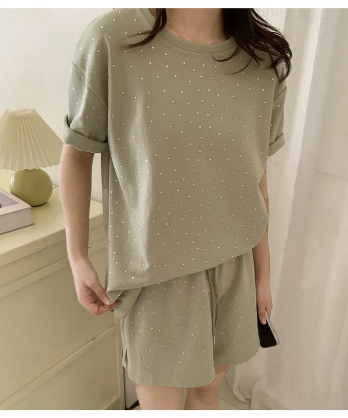 【ロワ/LOWO】の【2025SS】ドットストーンTシャツ・ショートパンツの2点セットアップ インテリア・キッズ・メンズ・レディースファッション・服の通販 founy(ファニー) https://founy.com/ ファッション Fashion レディースファッション WOMEN セットアップ Setup パンツ Pants パンツ Pants ハーフ / ショートパンツ Short Pants NEW・新作・新着・新入荷 New Arrivals 2025年 2025 2025春夏・S/S Ss,Spring/Summer,2025 ショート Short ストーン Stone セットアップ Set Up ドット Dot フィット Fit プチプライス・低価格 Affordable リラックス Relax |ID: prp329100004456674 ipo3291000000031186721