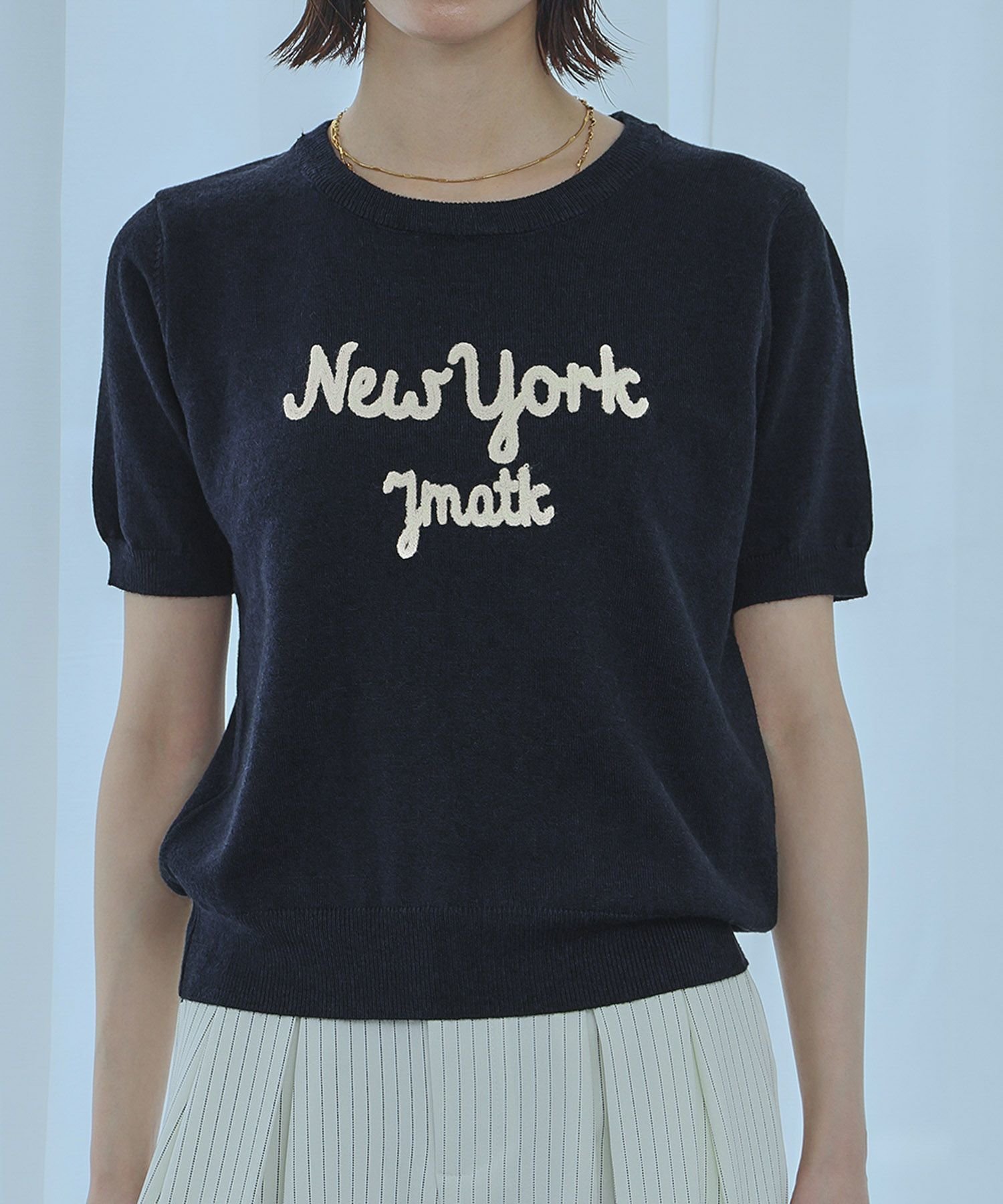 【ロワ/LOWO】の刺繍ロゴ入り半袖ニット素材Tシャツ 人気、トレンドファッション・服の通販 founy(ファニー) 　ファッション　Fashion　レディースファッション　Fashion for Women　トップス・カットソー　Cut & Sew Tops　ニット　Knit Tops & Sweaters　シャツ・ブラウス・オフィスカジュアル　Elegant Blouses & Button-Ups　ロングTシャツ・Tシャツ　Longline T-Shirts & Tees　おすすめ　Recommended / Our Picks　サマー　Summer, Summer Style　ジャケット　Jacket, Outerwear　フロント　Front, Front Design　プチプライス・低価格　Affordable / Budget Price　半袖　Short Sleeve, Half Sleeve　夏　Summer　春　Spring　S/S・春夏　SS, Spring/Summer, Warm Season　 other-1|ID: prp329100004465061 ipo3291000000031280131