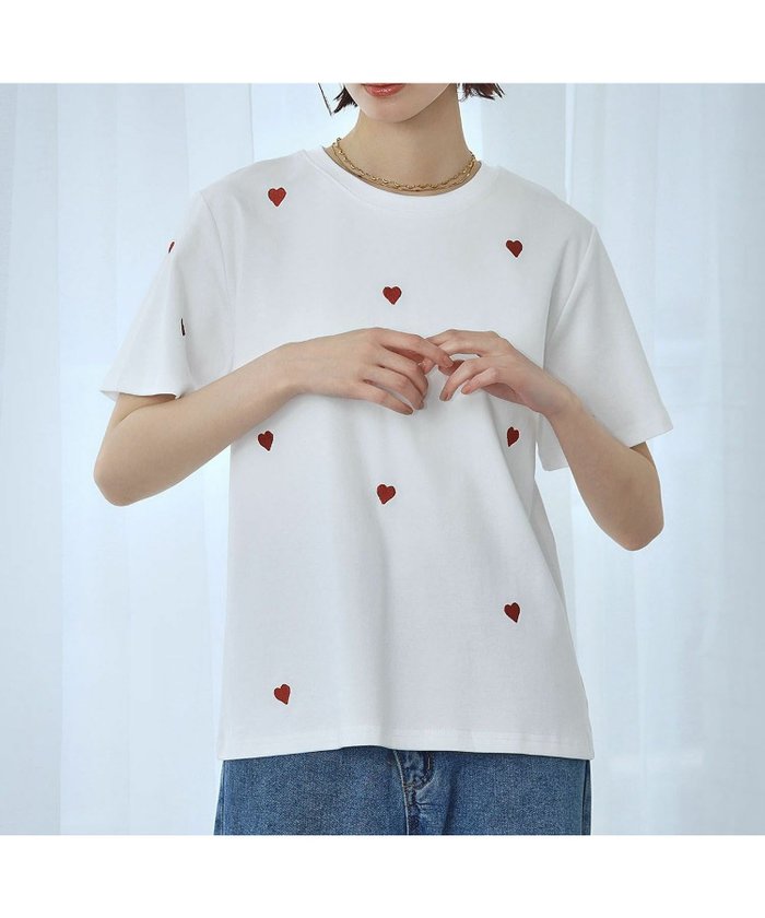 【アンピルーラ/Ampirula】の【2025SS】ハート刺繍Tシャツ インテリア・キッズ・メンズ・レディースファッション・服の通販 founy(ファニー) https://founy.com/ ファッション Fashion レディースファッション WOMEN トップス・カットソー Tops/Tshirt シャツ/ブラウス Shirts/Blouses ロング / Tシャツ T-Shirts NEW・新作・新着・新入荷 New Arrivals 2025年 2025 2025春夏・S/S Ss,Spring/Summer,2025 イエロー Yellow シンプル Simple デニム Denim バランス Balance プチプライス・低価格 Affordable ランダム Random リラックス Relax エレガント 上品 Elegant 夏 Summer 春 Spring S/S・春夏 Ss・Spring/Summer |ID: prp329100004466780 ipo3291000000031347486