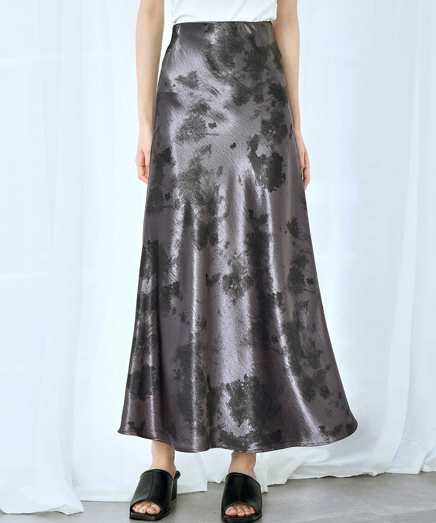 【アンピルーラ/Ampirula】の【2025SS】サテンマーブルタイトスカート 人気、トレンドファッション・服の通販 founy(ファニー) 　ファッション　Fashion　レディースファッション　Fashion for Women　スカート　Skirts　新作・新入荷　New Arrivals / New In　2025年　2025　2025春夏・S/S　Spring/Summer 2025 SS25　エレガント 上品　Elegant　サテン　Satin, Glossy Fabric　ドレープ　Drape, Draping Fabric　プチプライス・低価格　Affordable / Budget Price　マーブル　Marble, Marble Pattern　ロング　Long, Long-Length　 other-1|ID: prp329100004483516 ipo3291000000031607141