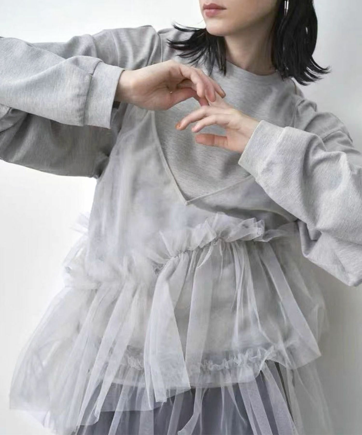 【ロワ/LOWO】のチュールフリルティアードキャミソール 人気、トレンドファッション・服の通販 founy(ファニー) 　ファッション　Fashion　レディースファッション　WOMEN　トップス・カットソー　Tops/Tshirt　キャミソール / ノースリーブ　No Sleeves　NEW・新作・新着・新入荷　New Arrivals　オケージョン　Occasion　キャミソール　Camisole　チュール　Tulle　ティアード　Tiered　フリル　Frills　プチプライス・低価格　Affordable　ランダム　Random　リボン　Ribbon　ロング　Long　 other-1|ID: prp329100004487595 ipo3291000000031635422