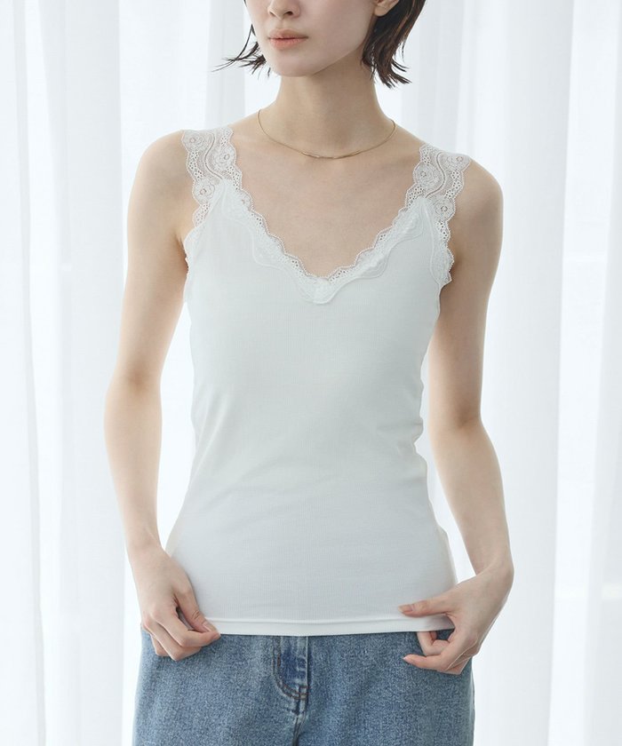 【ロワ/LOWO】の【2025SS】レースVネックタンクトップ インテリア・キッズ・メンズ・レディースファッション・服の通販 founy(ファニー) https://founy.com/ ファッション Fashion レディースファッション WOMEN トップス・カットソー Tops/Tshirt Vネック V-Neck NEW・新作・新着・新入荷 New Arrivals 2025年 2025 2025春夏・S/S Ss,Spring/Summer,2025 インナー Inner エレガント 上品 Elegant キャミソール Camisole シンプル Simple タンク Tank デコルテ Decolletage フィット Fit プチプライス・低価格 Affordable レース Race |ID: prp329100004498081 ipo3291000000031732312