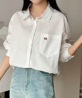 【ロワ/LOWO】の【2025SS】綿混ショート丈ボックスシルエットシャツ 人気、トレンドファッション・服の通販 founy(ファニー) ファッション Fashion レディースファッション WOMEN トップス・カットソー Tops/Tshirt シャツ/ブラウス Shirts/Blouses NEW・新作・新着・新入荷 New Arrivals 2025年 2025 2025春夏・S/S Ss,Spring/Summer,2025 ショート Short プチプライス・低価格 Affordable ボックス Box ポケット Pocket ルーズ Loose ワンポイント One Point |ID:prp329100004513859
