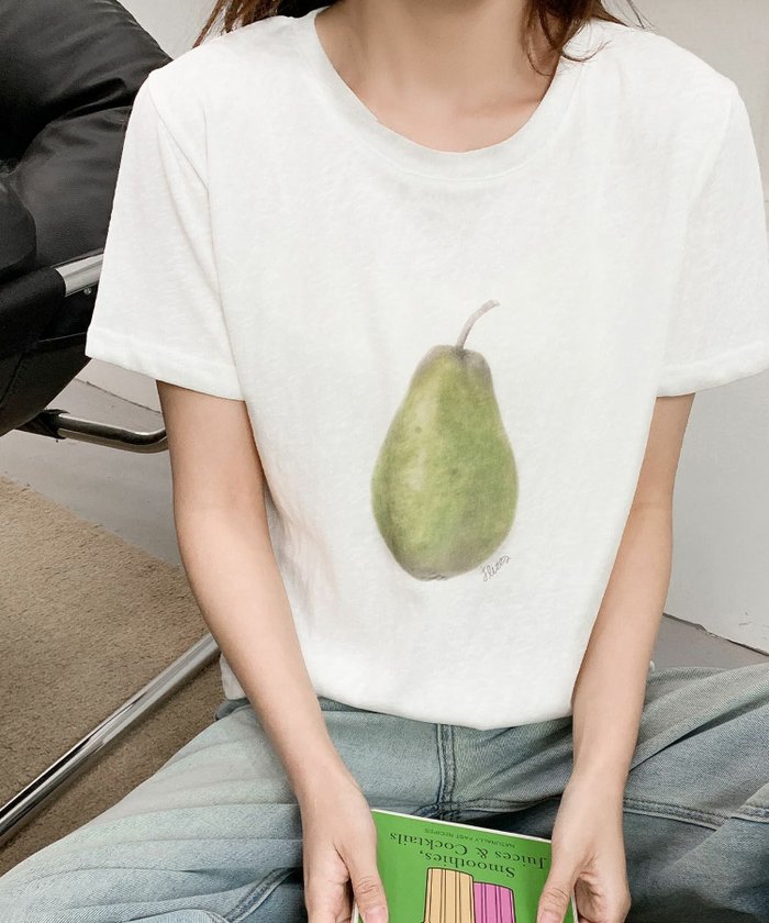 【ロワ/LOWO】の【2025SS】綿麻混フルーツプリントビッグシルエットTシャツ カットソー インテリア・キッズ・メンズ・レディースファッション・服の通販 founy(ファニー) https://founy.com/ ファッション Fashion レディースファッション Fashion for Women トップス・カットソー Cut & Sew Tops シャツ・ブラウス・オフィスカジュアル Elegant Blouses & Button-Ups ロングTシャツ・Tシャツ Longline T-Shirts & Tees カットソー・ベーシックTシャツ Cut-and-Sewn Tops / Stretch Tees & Basics 新作・新入荷 New Arrivals / New In 2025年 2025 2025春夏・S/S Spring/Summer 2025 SS25 カットソー Cut and Sewn Top シンプル Simple, Minimal フロント Front, Front Design プチプライス・低価格 Affordable / Budget Price プリント Print, Printed Pattern リラックス Relax, Relaxed Fit |ID: prp329100004524505 ipo3291000000032003493