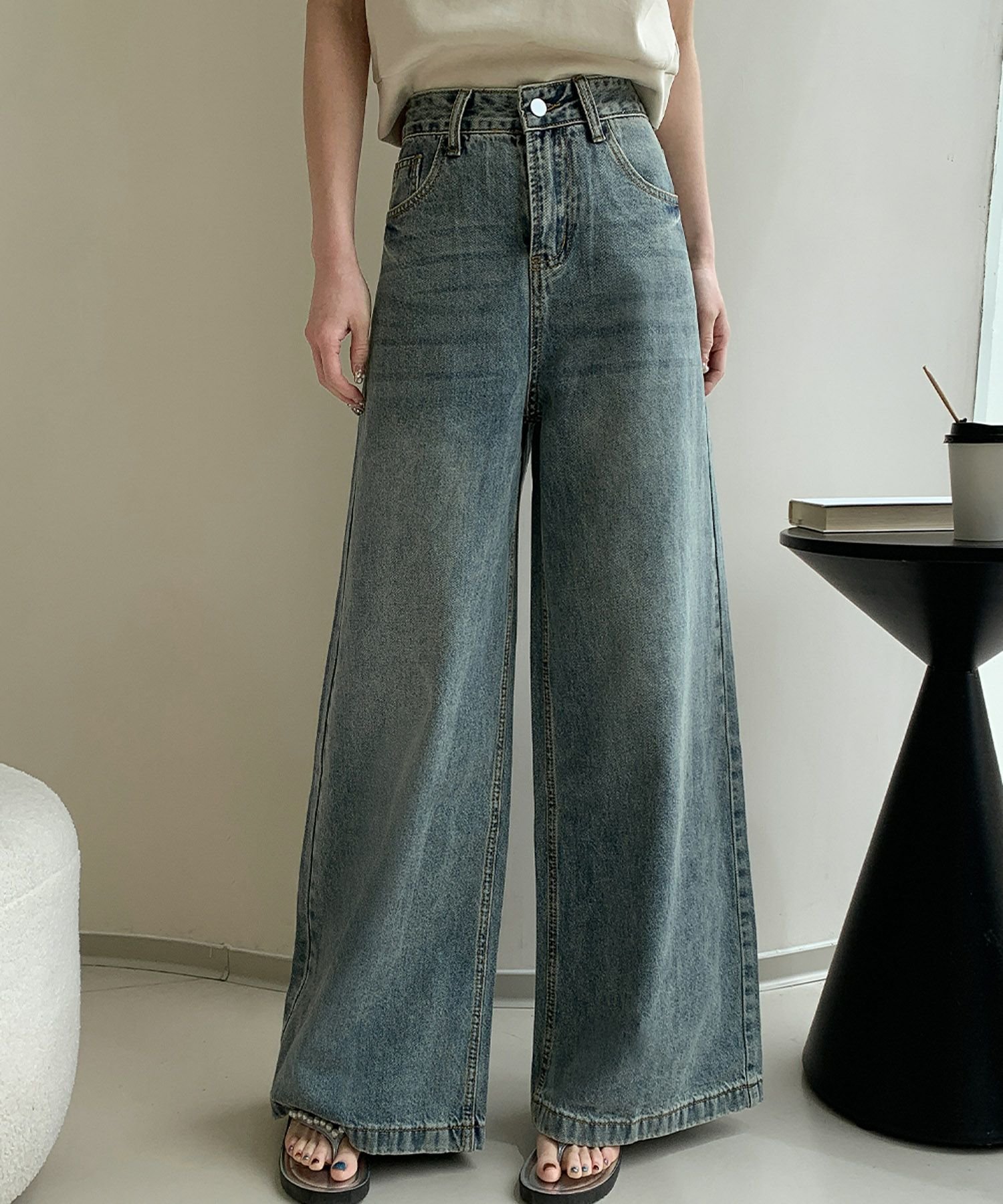 【ロワ/LOWO】の【2025SS】ハイウエストワイドシルエットデニムパンツ 人気、トレンドファッション・服の通販 founy(ファニー) 　ファッション　Fashion　レディースファッション　Fashion for Women　パンツ　Pants & Trousers　デニムパンツ・ジーンズ・美脚デニム　Denim Jeans & Pants　新作・新入荷　New Arrivals / New In　2025年　2025　2025春夏・S/S　Spring/Summer 2025 SS25　スウェット / スエット　Sweatshirt, Sweatwear　デニム　Denim, Jeans Material　フィット　Fit, Slim Fit　プチプライス・低価格　Affordable / Budget Price　リラックス　Relax, Relaxed Fit　ワイド　Wide, Wide Fit　 other-1|ID: prp329100004552001 ipo3291000000032171539
