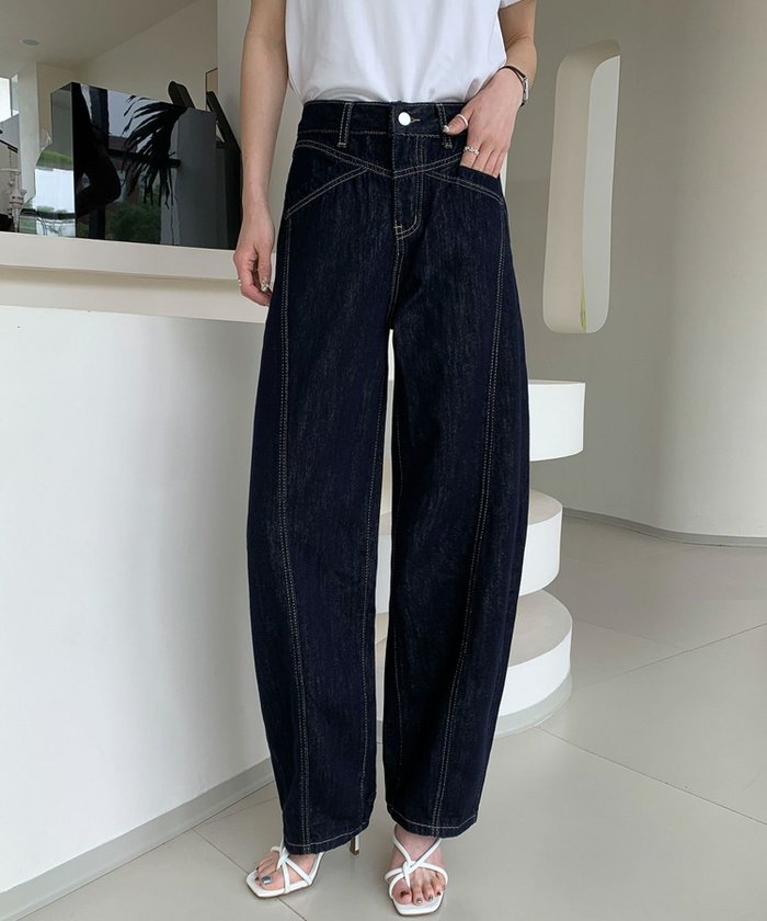 【ロワ/LOWO】の【2025SS】カーブシルエットデニムパンツ インテリア・キッズ・メンズ・レディースファッション・服の通販 founy(ファニー) https://founy.com/ ファッション Fashion レディースファッション Fashion for Women パンツ Pants & Trousers デニムパンツ・ジーンズ・美脚デニム Denim Jeans & Pants 新作・新入荷 New Arrivals / New In 2025年 2025 2025春夏・S/S Spring/Summer 2025 SS25 デニム Denim, Jeans Material バランス Balance, Style Balance フィット Fit, Slim Fit プチプライス・低価格 Affordable / Budget Price |ID: prp329100004554245 ipo3291000000032188303