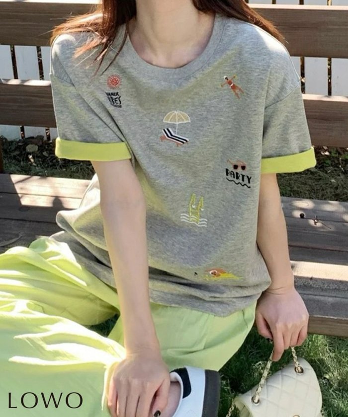 【ロワ/LOWO】の【2025SS】刺繍プリントバイカラーTシャツカットソー インテリア・キッズ・メンズ・レディースファッション・服の通販 founy(ファニー) https://founy.com/ ファッション Fashion レディースファッション Fashion for Women トップス・カットソー Cut & Sew Tops シャツ・ブラウス・オフィスカジュアル Elegant Blouses & Button-Ups ロングTシャツ・Tシャツ Longline T-Shirts & Tees カットソー・ベーシックTシャツ Cut-and-Sewn Tops / Stretch Tees & Basics 新作・新入荷 New Arrivals / New In 2025年 2025 2025春夏・S/S Spring/Summer 2025 SS25 カットソー Cut and Sewn Top シンプル Simple, Minimal デニム Denim, Jeans Material フロント Front, Front Design プチプライス・低価格 Affordable / Budget Price プリント Print, Printed Pattern ベーシック Basic, Essential |ID: prp329100004567884 ipo3291000000032311100