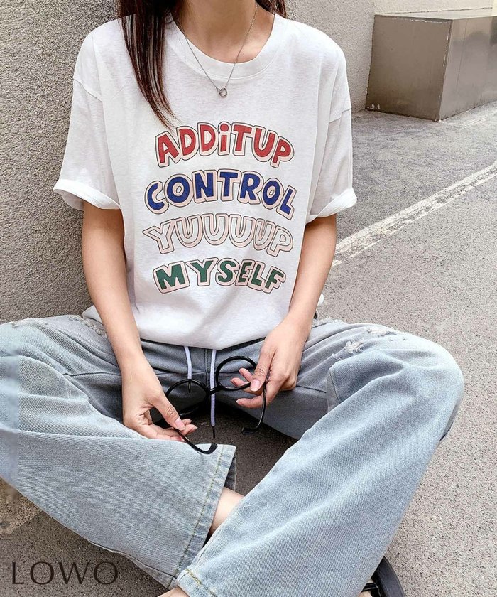 【ロワ/LOWO】の【2025SS】綿混英字プリントオーバーサイズTシャツカットソー インテリア・キッズ・メンズ・レディースファッション・服の通販 founy(ファニー) https://founy.com/ ファッション Fashion レディースファッション Fashion for Women トップス・カットソー Cut & Sew Tops シャツ・ブラウス・オフィスカジュアル Elegant Blouses & Button-Ups ロングTシャツ・Tシャツ Longline T-Shirts & Tees カットソー・ベーシックTシャツ Cut-and-Sewn Tops / Stretch Tees & Basics 新作・新入荷 New Arrivals / New In 2025年 2025 2025春夏・S/S Spring/Summer 2025 SS25 カットソー Cut and Sewn Top カラフル Colorful Design ショート Short, Short Length スタイリッシュ Stylish, Fashionable デニム Denim, Jeans Material バランス Balance, Style Balance フロント Front, Front Design プチプライス・低価格 Affordable / Budget Price プリント Print, Printed Pattern リラックス Relax, Relaxed Fit |ID: prp329100004585815 ipo3291000000032516306