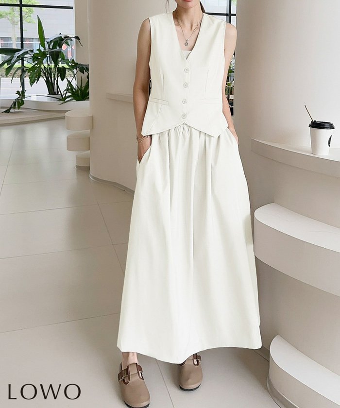 【ロワ/LOWO】のノースリーブジレ・フレアロングスカート2点セットアップ インテリア・キッズ・メンズ・レディースファッション・服の通販 founy(ファニー) https://founy.com/ ファッション Fashion レディースファッション Fashion for Women アウター Coat / Outerwear Collection セットアップ Matching Sets スカート・ミニ/ミディ/マキシ Skirts / Mini, Midi & Maxi Skirts スカート Skirts ロングスカート Long Skirts / Maxi & Midi Skirts 新作・新入荷 New Arrivals / New In セットアップ Set-Up, Coordinated Outfit プチプライス・低価格 Affordable / Budget Price |ID: prp329100004585821 ipo3291000000035898775