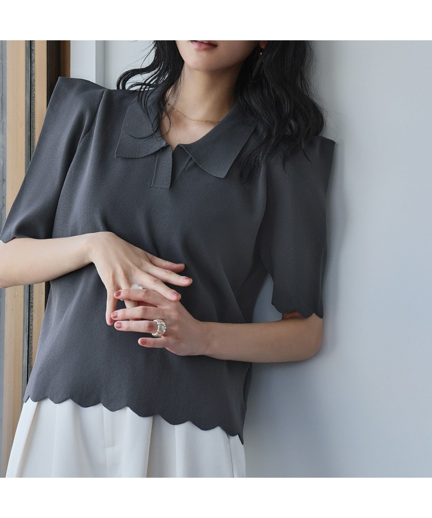 【エルフランク/ELFRANK】の【2025AW】パワーショルダースカラップニットポロシャツ 人気、トレンドファッション・服の通販 founy(ファニー) ファッション Fashion レディースファッション Fashion for Women トップス・カットソー Cut & Sew Tops ニット Knit Tops & Sweaters シャツ・ブラウス・オフィスカジュアル Elegant Blouses & Button-Ups ポロシャツ・きれいめカジュアル Smart-Casual Polo Tops 新作・新入荷 New Arrivals / New In 2025年 2025 2025-2026秋冬・A/W Autumn/Winter 2025–26 AW25–26 スカラップ Scallop, Scalloped Edge トレンド Trend, Trending Now フェミニン Feminine, Girly プチプライス・低価格 Affordable / Budget Price other-1|ID: prp329100004642745 ipo3291000000033489410