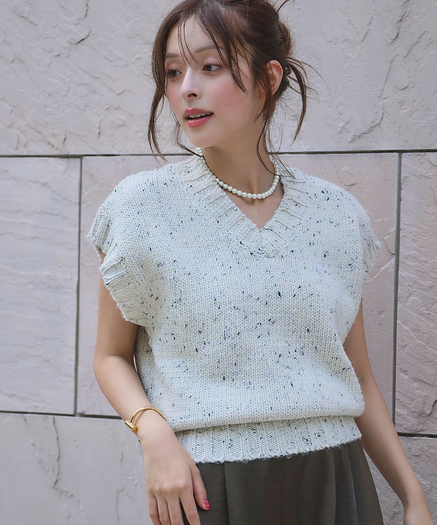 【エルフランク/ELFRANK】のドロップショルダーメンズライクニットベスト 人気、トレンドファッション・服の通販 founy(ファニー) 　ファッション　Fashion　レディースファッション　Fashion for Women　アウター　Coat / Outerwear Collection　トップス・カットソー　Cut & Sew Tops　ニット　Knit Tops & Sweaters　ベスト&ジレ / 重ね着スタイル　Vests & Gilets　新作・新入荷　New Arrivals / New In　プチプライス・低価格　Affordable / Budget Price　 other-1|ID: prp329100004642748 ipo3291000000035899069