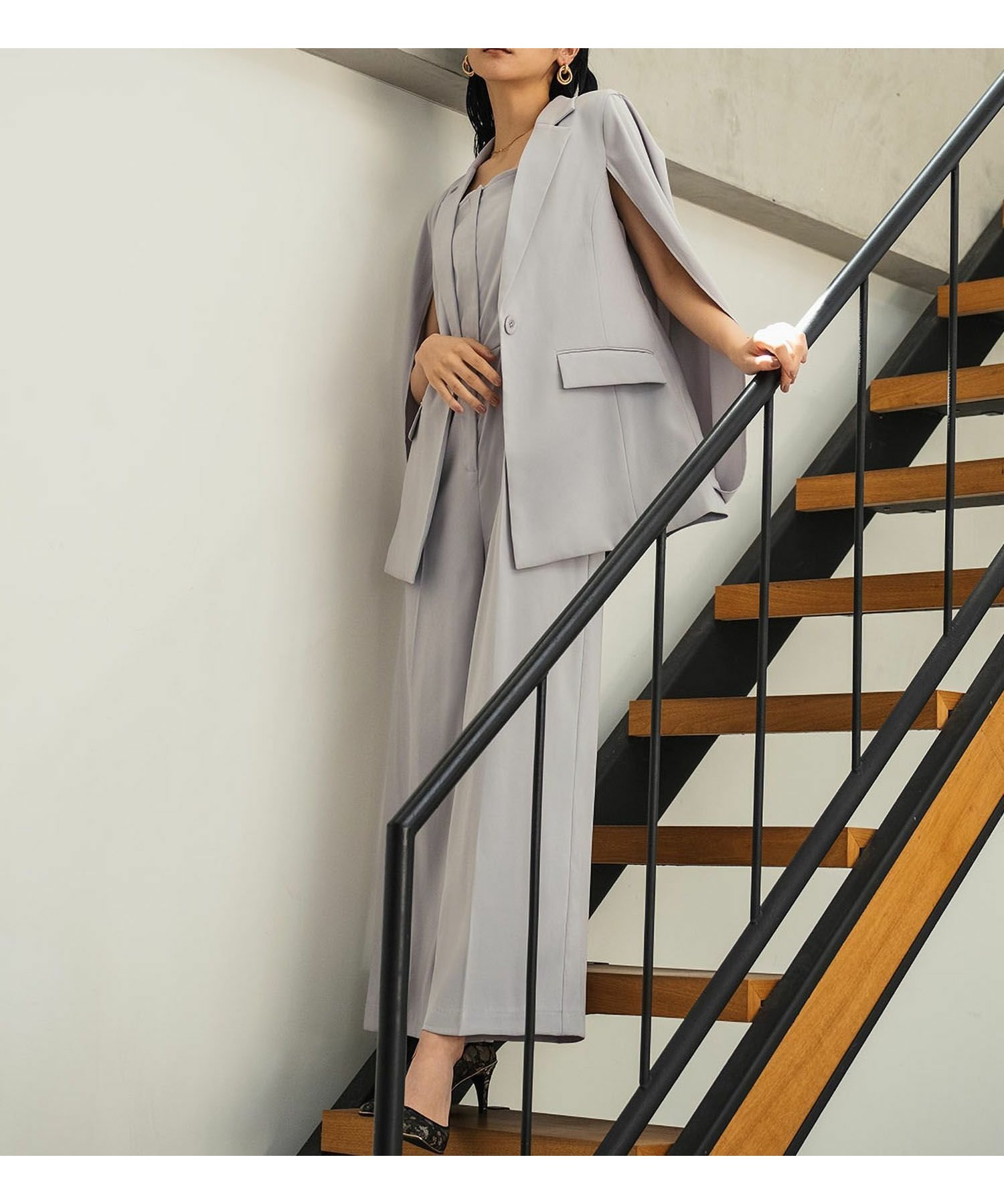 【フロリア/Flolia】の洗えるケープジャケット・オールインワンセットアップスーツ パンツドレス 人気、トレンドファッション・服の通販 founy(ファニー) 　ファッション　Fashion　レディースファッション　Fashion for Women　アウター　Coat / Outerwear Collection　レディースジャケット・軽アウター　Jackets　セットアップ　Matching Sets　レディースパンツ・ボトムス　Pants & Trousers / Bottoms　スーツ　Business Suits & Workwear　スーツジャケット・オフィスブレザー　Suit Jackets / Blazers　スーツパンツ・ドレスパンツ　Suit Pants / Office Trousers / Dress Pants　スーツセット・2点セット・レディーススーツ　Suit Sets / 2-Piece Suits / Office Suit Sets　新作・新入荷　New Arrivals / New In　ドレス　Dress, One-Piece　プチプライス・低価格　Affordable / Budget Price　洗える　Machine Washable　 other-1|ID: prp329100004649306 ipo3291000000033579351