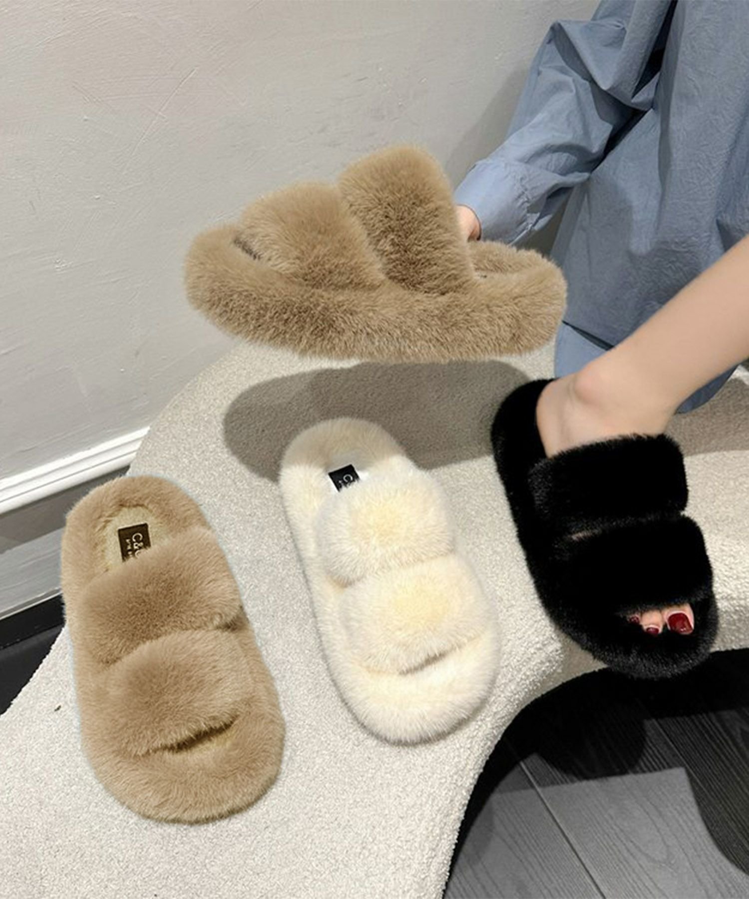 【ロワ/LOWO】のフェイクファーサンダル 人気、トレンドファッション・服の通販 founy(ファニー) 　ファッション　Fashion　レディースファッション　Fashion for Women　新作・新入荷　New Arrivals / New In　プチプライス・低価格　Affordable / Budget Price　 other-1|ID: prp329100004690112 ipo3291000000033870986