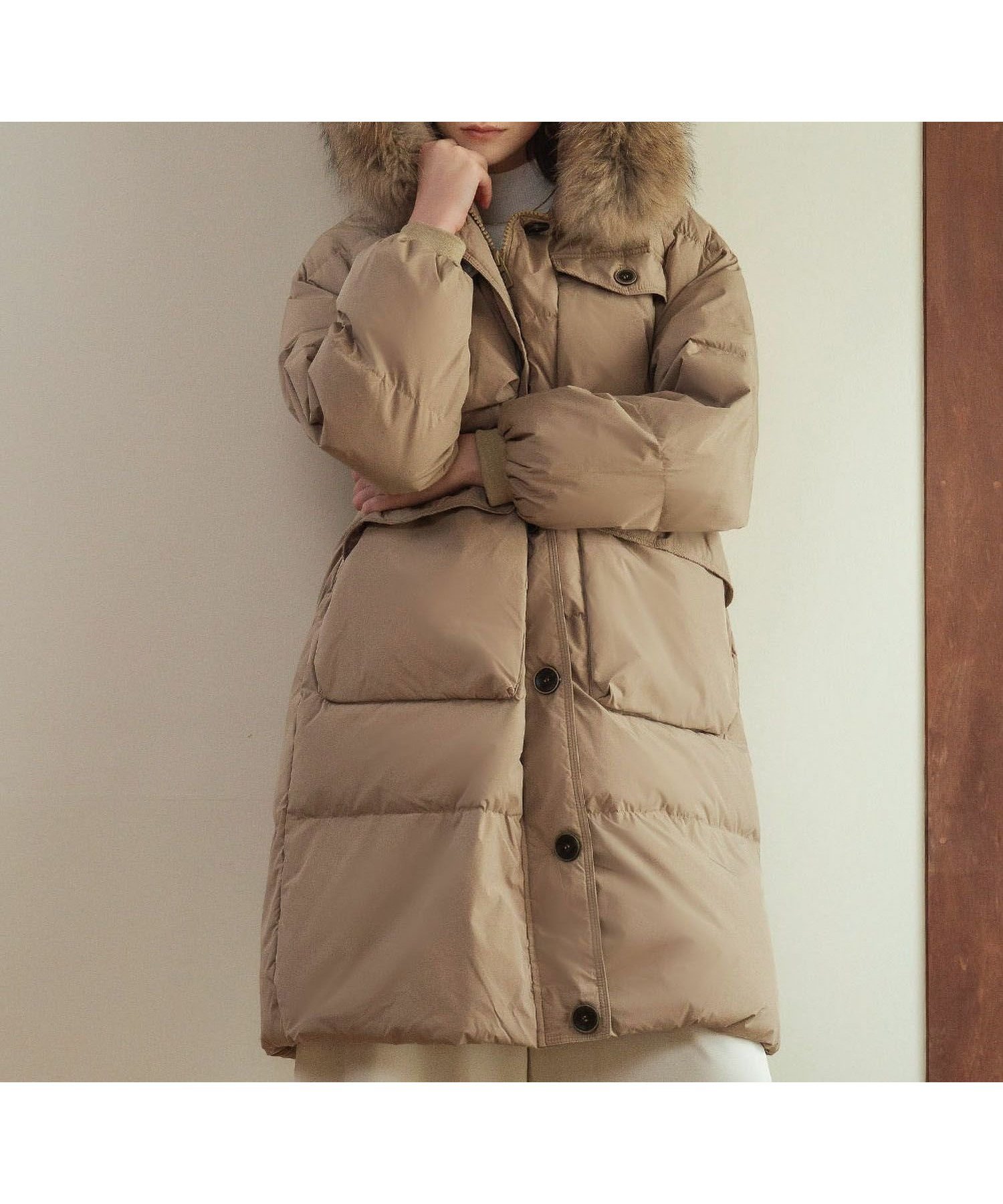 【フロリア/Flolia】のラクーンファー付き高見え&軽量ダウンコート 人気、トレンドファッション・服の通販 founy(ファニー) 　ファッション　Fashion　レディースファッション　Fashion for Women　アウター　Coat / Outerwear Collection　コート・ロングコート・ピーコート　Long Coats, Peacoats & More　ダウンジャケット・軽量ダウン　Warm & Lightweight Down Jackets　新作・新入荷　New Arrivals / New In　ダウン　Down, Puffer　プチプライス・低価格　Affordable / Budget Price　軽量　Lightweight, Ultra Light　 other-1|ID: prp329100004736167 ipo3291000000034212361