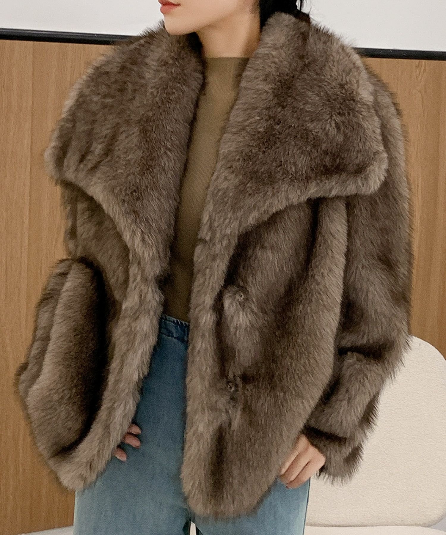 【フロリア/Flolia】のビッグカラーオーバーサイズフェイクファーコート 人気、トレンドファッション・服の通販 founy(ファニー) 　ファッション　Fashion　レディースファッション　Fashion for Women　アウター　Coat / Outerwear Collection　コート・ロングコート・ピーコート　Long Coats, Peacoats & More　新作・新入荷　New Arrivals / New In　プチプライス・低価格　Affordable / Budget Price　 other-1|ID: prp329100004744844 ipo3291000000034297231