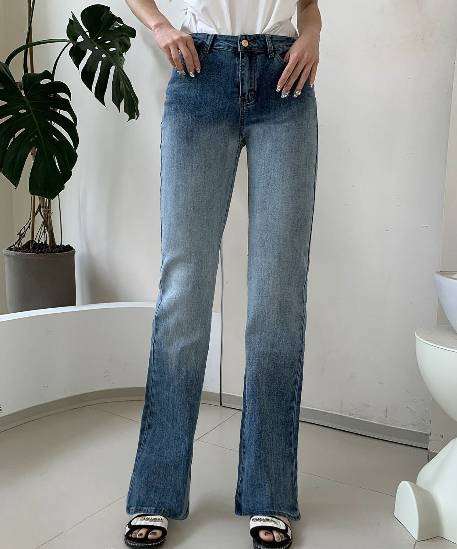 【ロワ/LOWO】の綿混色落ち加工ストレートデニムパンツ 人気、トレンドファッション・服の通販 founy(ファニー) 　ファッション　Fashion　レディースファッション　Fashion for Women　パンツ　Pants & Trousers　デニムパンツ・ジーンズ・美脚デニム　Denim Jeans & Pants　新作・新入荷　New Arrivals / New In　プチプライス・低価格　Affordable / Budget Price　 other-1|ID: prp329100004748870 ipo3291000000034339158