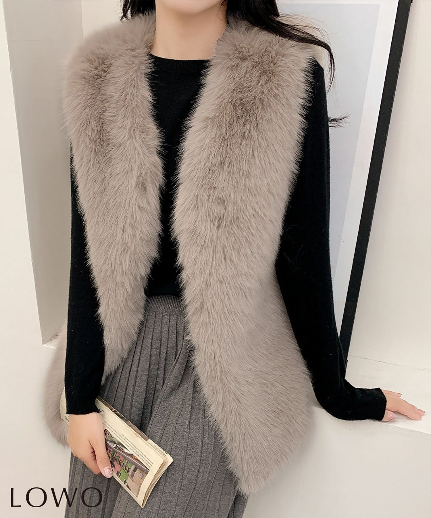 【ロワ/LOWO】のフェイクファーベスト 人気、トレンドファッション・服の通販 founy(ファニー) 　ファッション　Fashion　レディースファッション　Fashion for Women　アウター　Coat / Outerwear Collection　トップス・カットソー　Cut & Sew Tops　ベスト&ジレ / 重ね着スタイル　Vests & Gilets　新作・新入荷　New Arrivals / New In　プチプライス・低価格　Affordable / Budget Price　 other-1|ID: prp329100004768550 ipo3291000000034537842